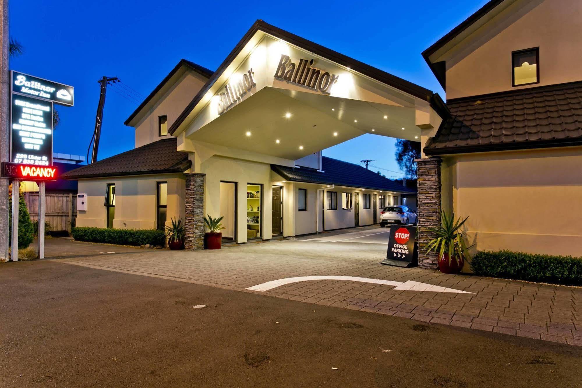 Ballinor Motor Inn Hamilton Bagian luar foto