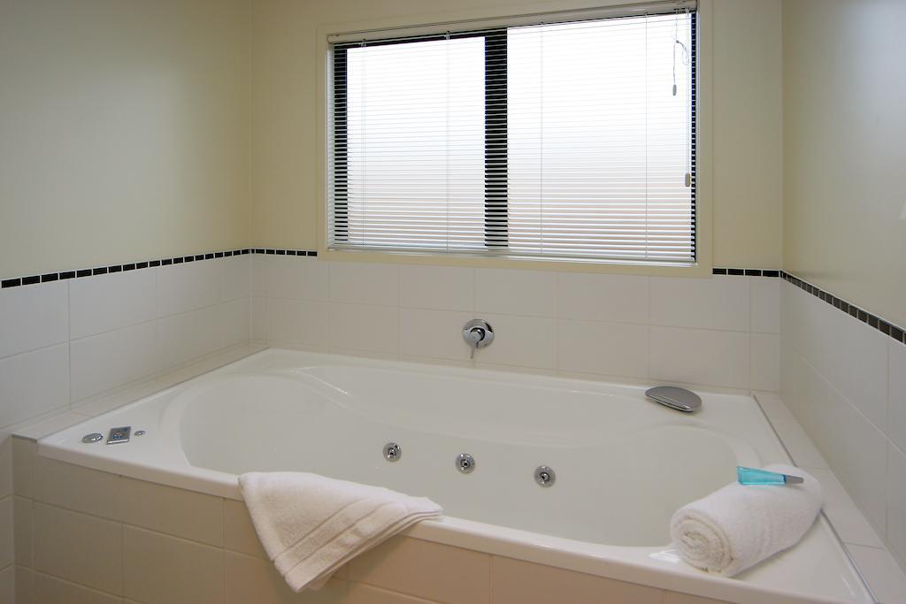 Ballinor Motor Inn Hamilton Bagian luar foto
